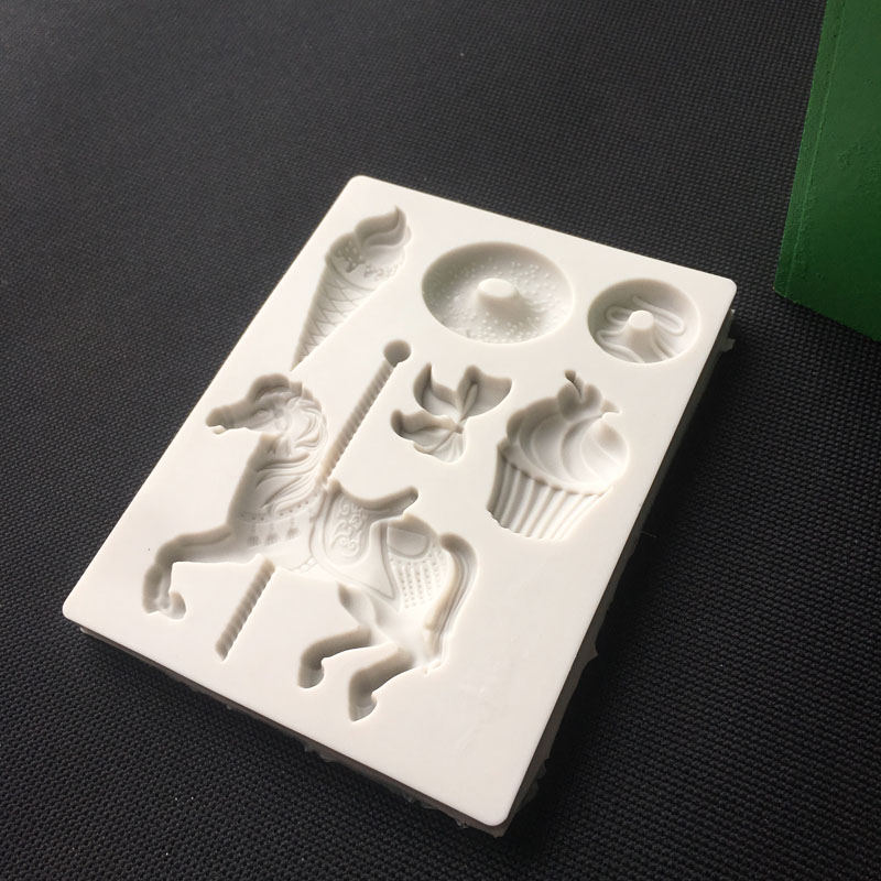 Donut Mold Silicone - Cheval de troie crème glacée beignet